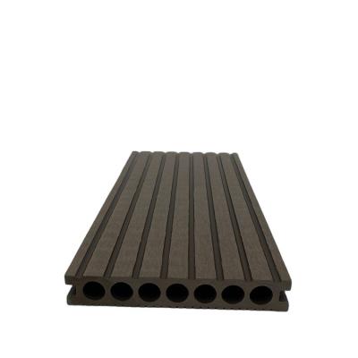 China Linyi environmental friendly outdoor wpc flooring pvc wpc wood deck flooring for sale