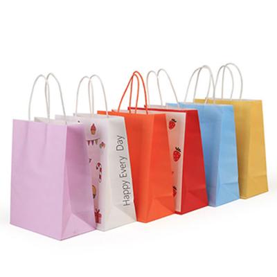 China Paper Gift Bag Manufacturers Offset Printing Customized Logo Seasonal Gift Paper Bag à venda