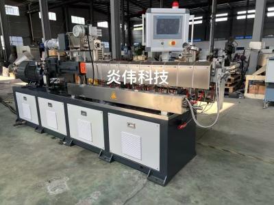 China 250 mm Durchmesser Plastikrohr Extruder vollautomatisch mit 55 kW Motorpulver zu verkaufen