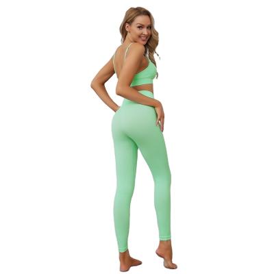 China Breathable Women Sport Yoga Set Active Wear Set Hot Sale Cheap Yoga Set 2 Pieces for sale