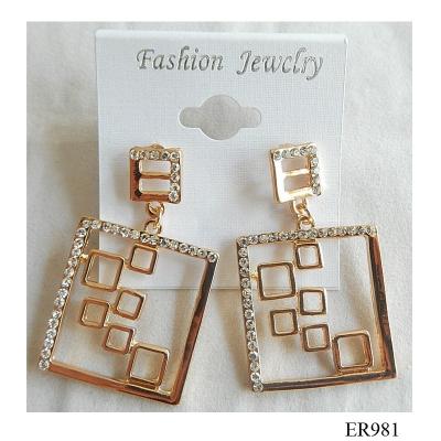 China Crystal Square large size earring gold alloy simple outdoor earring dangle earring good quality for sale