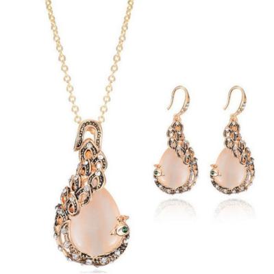 China Water-drop Romantic Elegant Rhinestone Peacock Women Vintage Necklace Crystal Jewelry Set Wedding Jewlery Dangle Earrings for sale