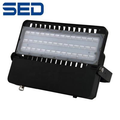 China Modern super bright aluminum high lumen output 140lm/W project light150W LED flood light for sale