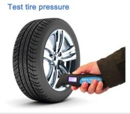 China 3V CR2032 Digital Car Tyre Pressure Gauge , Portable Tyre Pressure Gauge for sale