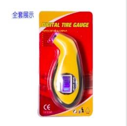 China 3V 1000kpa 0.05 Bar Digital Car Tyre Pressure Gauge for sale