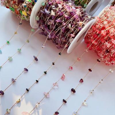 China 2023 Environmentally Friendly Pure Copper Color Preserving Natural Crystal Irregular Gravel Manual Chain for sale