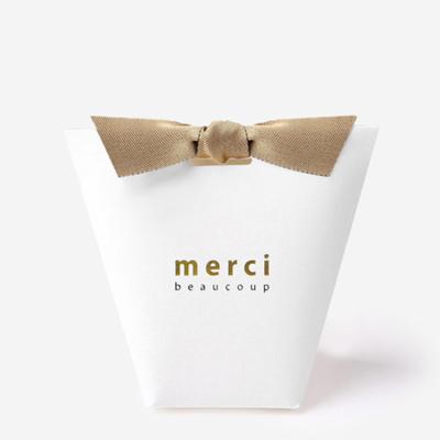 China Tiny White Box Gift Box Recyclable Mini Small Log Custom Decoration With Kraft Paper Design Printed Bag With Handle for sale