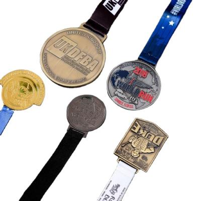 China China Factory Price 3D Metal Award Zinc Alloy Marathon Running Sports Military Medal Wholesale Custom Metal Silver Medals for sale