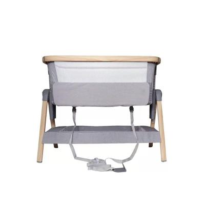 China 2021 New Design Customized Co-sleeper Folding Babies / Kids Contemporary Cribs With Zipper for sale