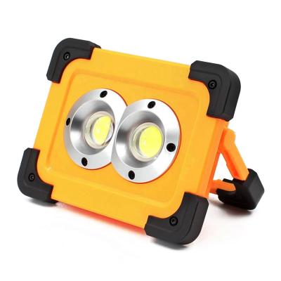 China Cheap Price Super Bright 180 Degree Rotating Bracket With Magnet Solar USB Rechargeable COB Led Work Light for sale