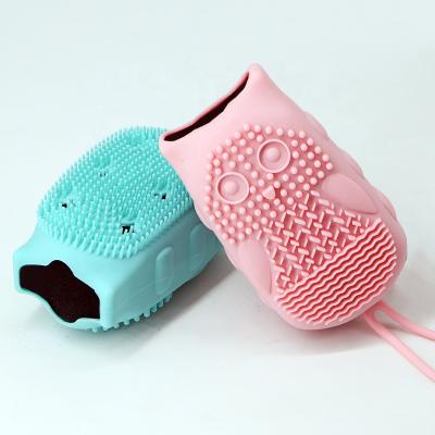 China EXFOLIATE Multi-Function Cute Custom Cute Silicone Bath Massager Owl Sponge Silicone Body Scrubbers Round Bath Brush Soft Cushion Brush for sale