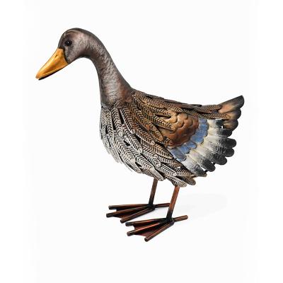 China Traditional Outdoor Lawn Animal Metal Duck Goose Sheep Shape Farmhouse Decor Ornament for Home and Garden for sale