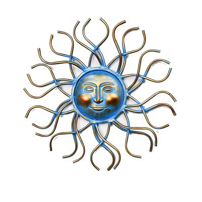 China Gold Wall Art 3d Living Room Wall Decor Vintage Round Hanging Metal Sun Traditional Sun Face Wall Decor for Home and Office for sale