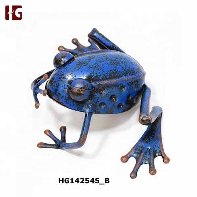 China Rustproof & Durable frog decoration with iron indentation for sale