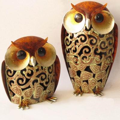 China Traditional Cabinet Decorations Wine Entrance TV Living Room Art Gifts Creative Metal Owl Home Office Decor for sale