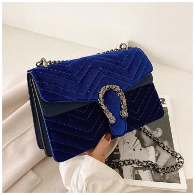 China Waterproof Drop Shipping 2022 Female Bags Women's Trend Designer Handbag Ladies Elegant Velvet Luxury Cross - Body Bag Square Shoulder Bag for sale