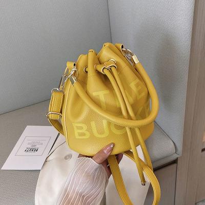 China 2022 Fashion Custom Korean Design Drawstring Genuine Leather Women's Lady's Bucket Bags Shoulder Cross - Body Bag for sale