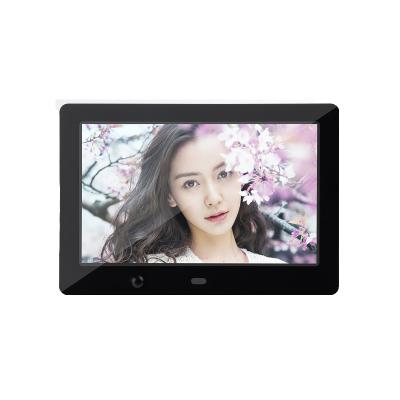 China YJ01PS-007 OSD Clock Multi Language 7 Inch Inductive Human Body Digital Photo Picture Frame for sale