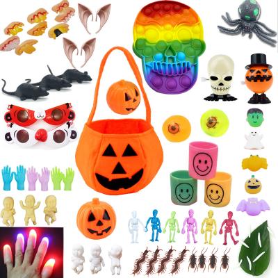 China Christmas Toys Pack Toy Board Controller Simple Dimple Squeeze Push Button Effort Release Bat Halloween Bubble Combination Push Person Toy New for sale