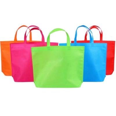 China Custom waterproof high quality promotional non woven bag with printing logo hot for shopping for sale