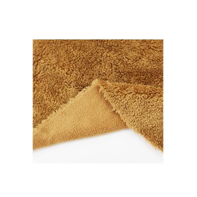 China Waterproof 100% Polyester Weft Knitted Sherpa Fleece Fabric For Garment Home Textile Shu Velveteen for sale