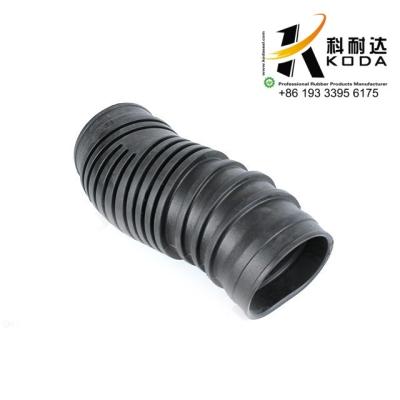 China Air Intake Rubber Hose Black Color Rubber Material Auto Spare Part Truck Hose 0005010382 For Benz Truck for sale