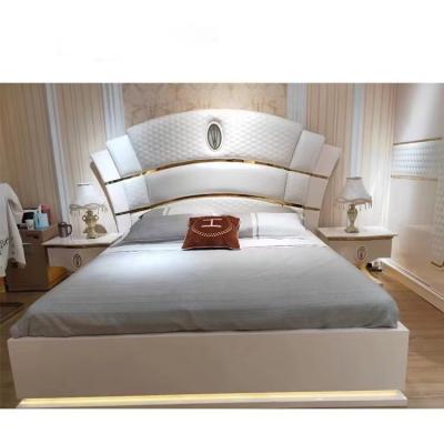 China Hot Selling Durable Luxury European Bedroom Furniture Fabric King Size Bed for sale