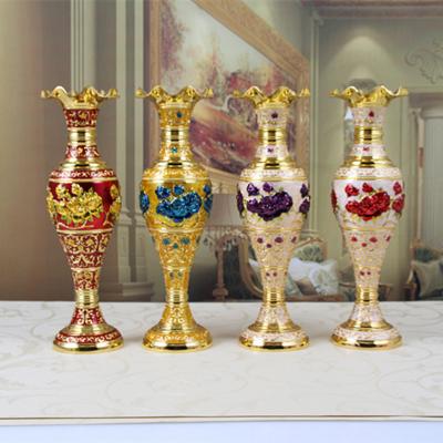 China Vintage Vintage Flower Vase, Elegant Decorative Metal Vase Table Centerpieces for Wedding Party Home Office Decor for sale