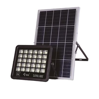 China High Quality Solar Sports Stadiums IP65 Flood Light 200W LED Solar Street Light for sale