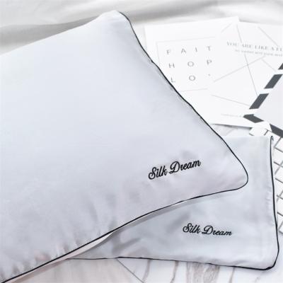 China 2021 Comfortable Non-Toxic And Soft Hand Feeling 100% Pure Ice Silk Fabric Mulberry Silk Pillow Case for sale