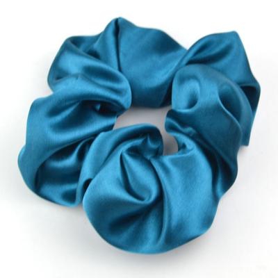 China Fashionable 100% Silk Scrunchies For Hair Silk Hair Scrunchies Hair Products Hand Rope for sale