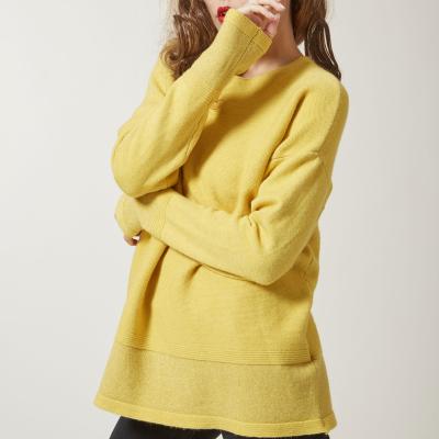 China Custom Knitted Turtle Neck Jumper Sweater Women's Anti-Wrinkle Solid Yellow Round Striped Pullovers for sale