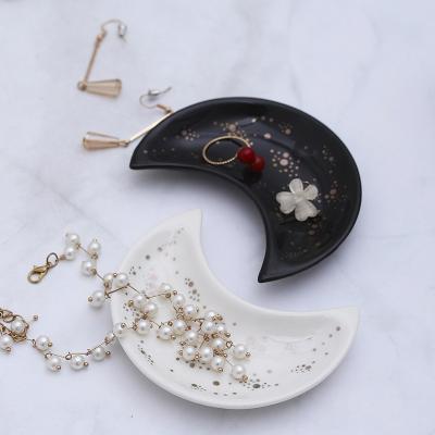 China Moon Design Black Jewelry Trays Classic Customized White Ceramic Ring Holder With Gold Spot Logo for sale