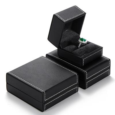 China Custom Logo Black Cardboard Gift Mailer Recyclable Boxes Shipping Packaging Boxes for sale