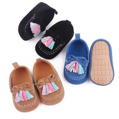 China Breathable Baby Tassel Walking Shoes Toddler Sole Rubber Slip On Newborn Sneakers Infant Slippers Slip On Crib Shoes for sale