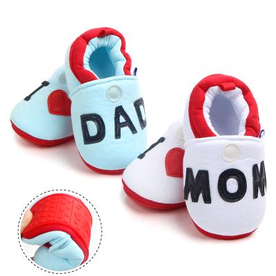 China High Quality Soft Cotton Laceless Baby Shoes With Unique TPR Love Anti-skid Mom And Dad for sale