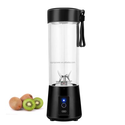 China Rechargeable 380ML Mini Car Portable Blender For Fruit Smoothie Mix Making for sale