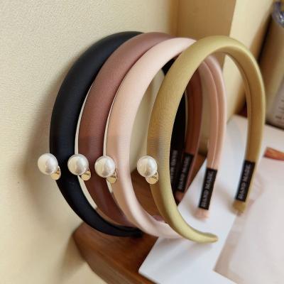 China Non-slip manufacturers wholesale luxury high-end fine hair band sponge pearl headband high-end hair clip for sale