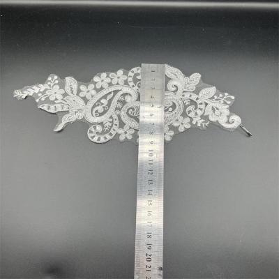 China Hot Selling Viable White Embroidery Lace Trim Tulle Lace Fabrics Border 3D Lace Fabric For Women Dress for sale