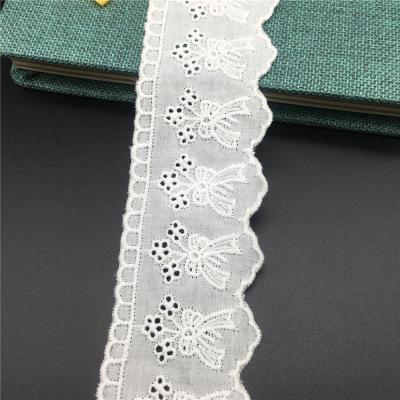 China Sustainable Factory Fashion Bear Cotton Lace Hot-selling Shirts Bow To Lace Home Textile Lace for sale