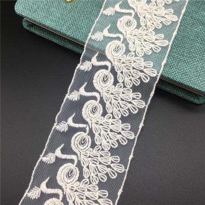 China Factory Hot-selling Water Soluble Fashion Cotton Mesh Embroidery Lace Shirts Lace Home Textile Lace for sale