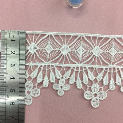 China Hot-selling water-soluble factory fashion polyester lace shirts lace up clover home textile lace for sale