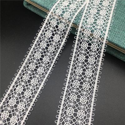 China Factory Fashion Polyester Lace Hot-selling Shirts Water Soluble Lace Home Textile Lace for sale