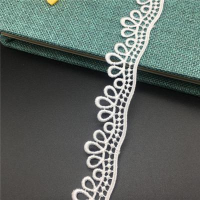 China Factory Fashion Polyester Lace Shirts Hot-selling Wave Water Soluble Lace Home Textile Lace for sale