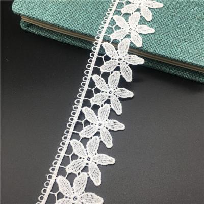 China Factory Fashion Polyester Lace Hot-selling Shirts Water Soluble Lace Home Textile Lace for sale