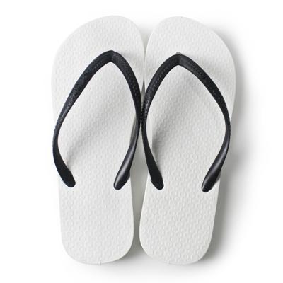 China New Design Flip Flops Hot White Color Anti-Slippery Slippers Hot Sale Rubber Slippers For Men And Women for sale