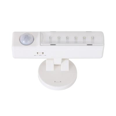 China PDLUX PD-PIR2024 Modern Wall Mounted Balcony Stair Corridor Battery Operated Motion Sensor Led Light for sale