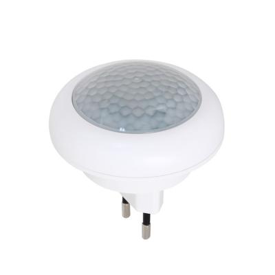 China Modern PDLUX PD-PIR2023 Amazon Hot Sales Plug In Night Light For Bedroom With Us/eu/uk Plug To Wall Night Lights for sale