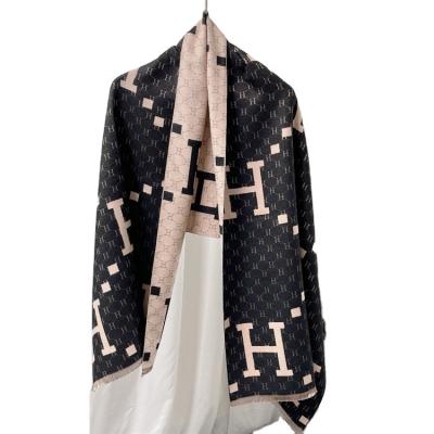 China Luxury Cashmere Design Cotton Leopard Letter Print Scarf Mens Womens Fashion Double Sided Warm Cotton Shawl for sale