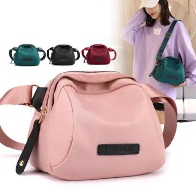 China Fashion Factory Logo Women Shoulder Bag Large Capacity Custom Cosmetic Bags Pink Black Green Color Makeup Bag for sale